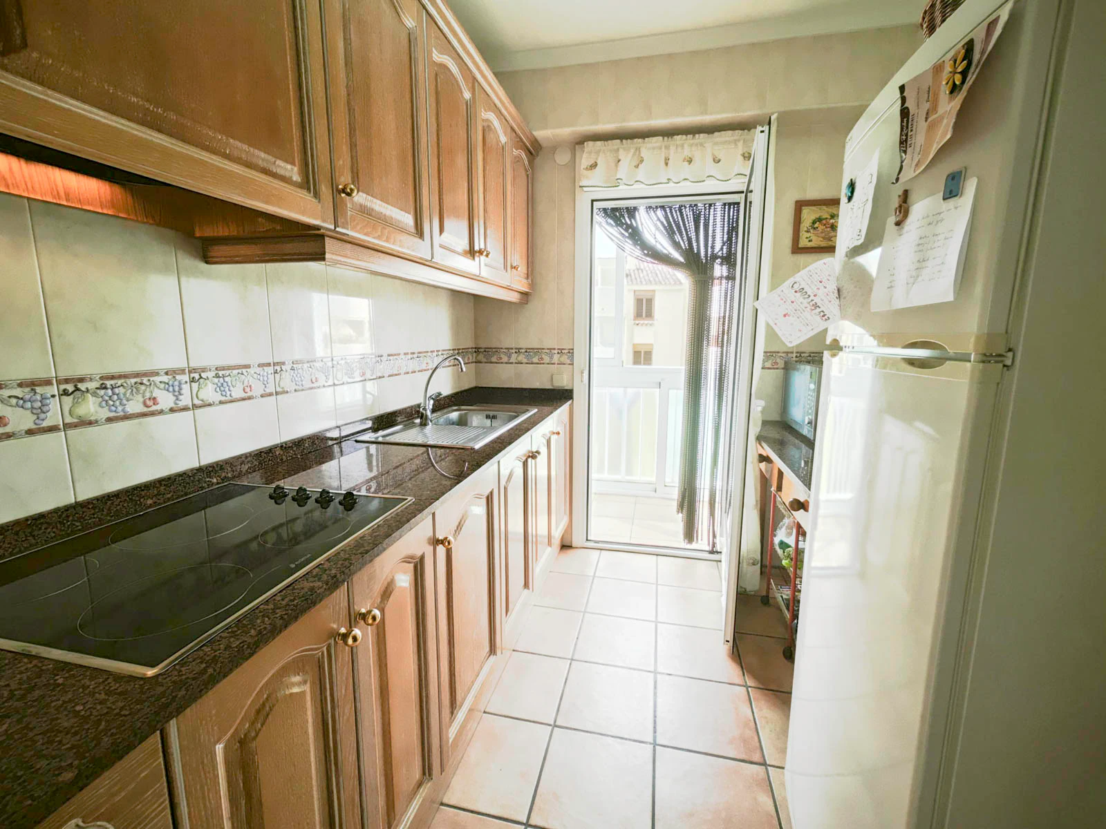 Zweizimmerwohnung mit Meerblick zum Verkauf in der Zone Las Brisas