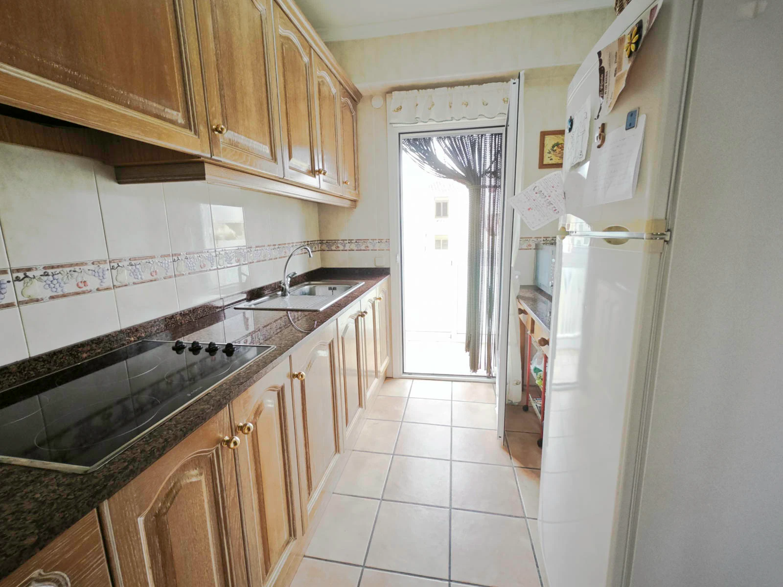 Zweizimmerwohnung mit Meerblick zum Verkauf in der Zone Las Brisas