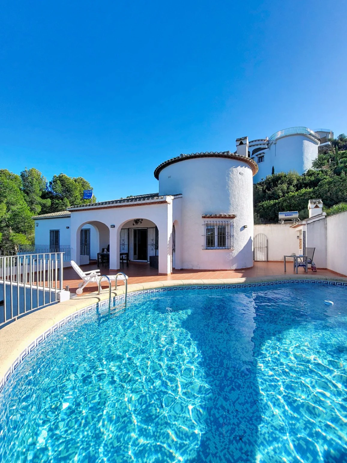 Villa mit Pool und offenem Blick in Monte Pego