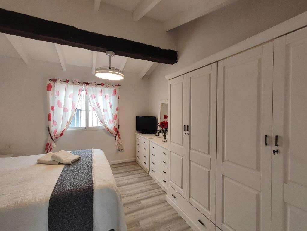 Chalet estilo Bungalow cerca del casco urbano