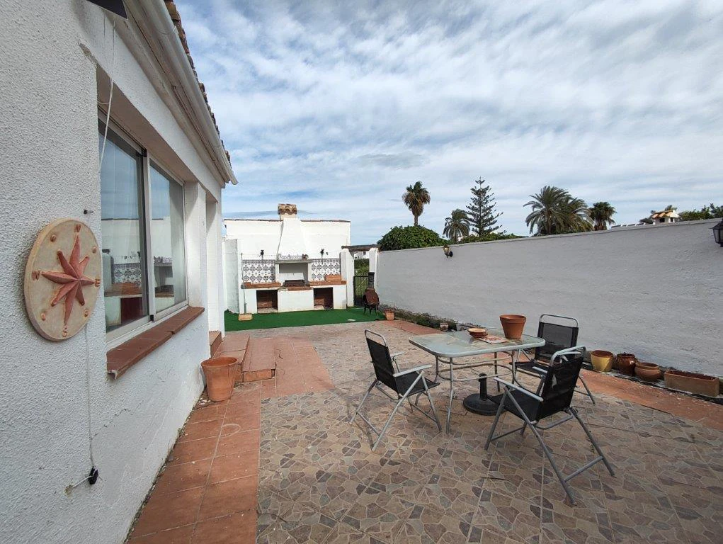 Chalet estilo Bungalow cerca del casco urbano
