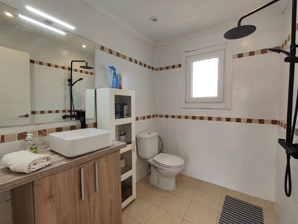 Chalet estilo Bungalow cerca del casco urbano