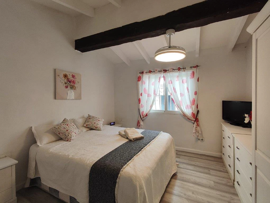 Chalet estilo Bungalow cerca del casco urbano