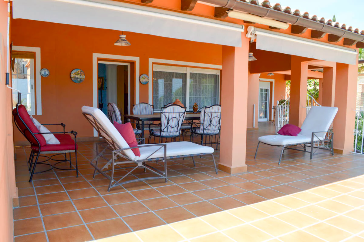 Villa situada en Las Rotas de Dènia con increíbles vistas al mar.