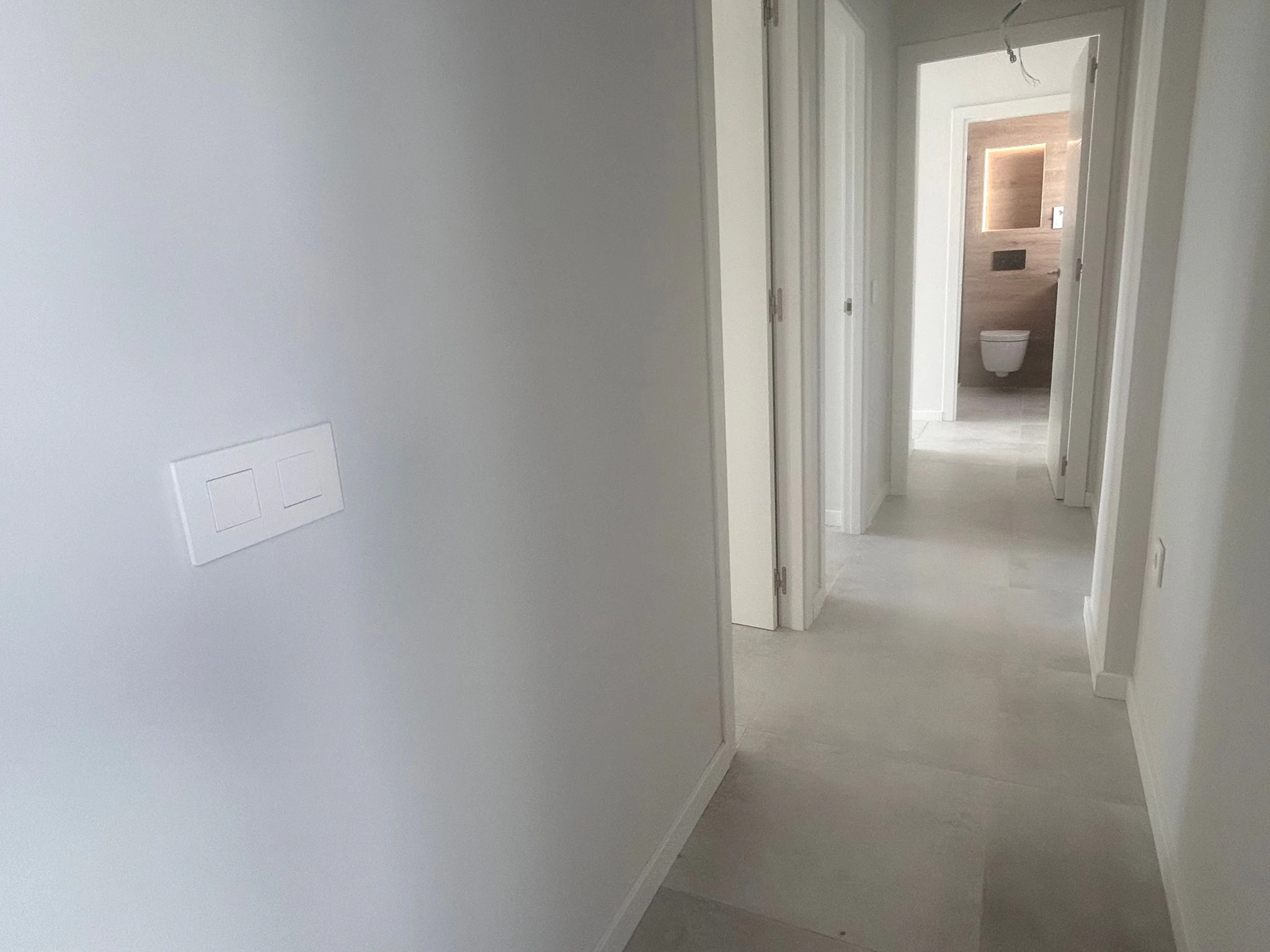 Cuatro viviendas unifamiliares con piscina privada, acabadas y llave en mano.