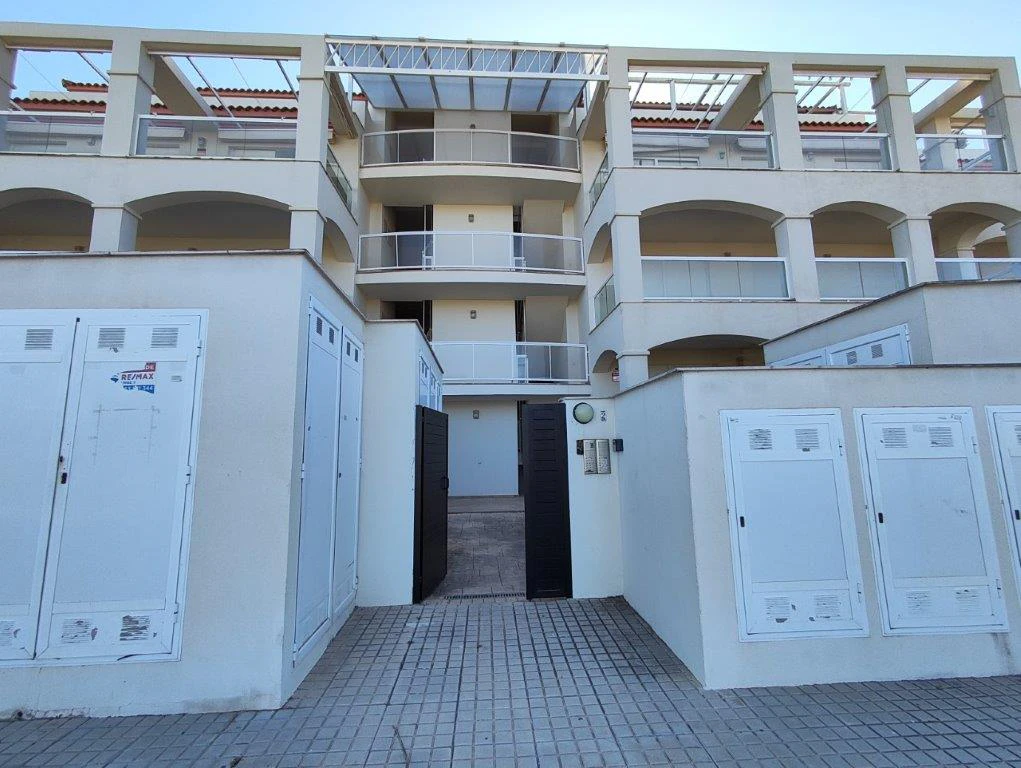 Amplio Apartamento en 1ª planta en 1ª línea de playa