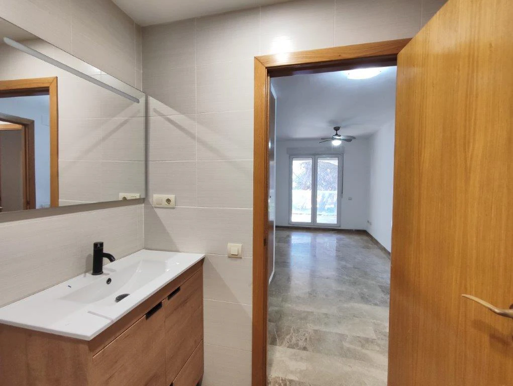 Amplio Apartamento en 1ª planta en 1ª línea de playa