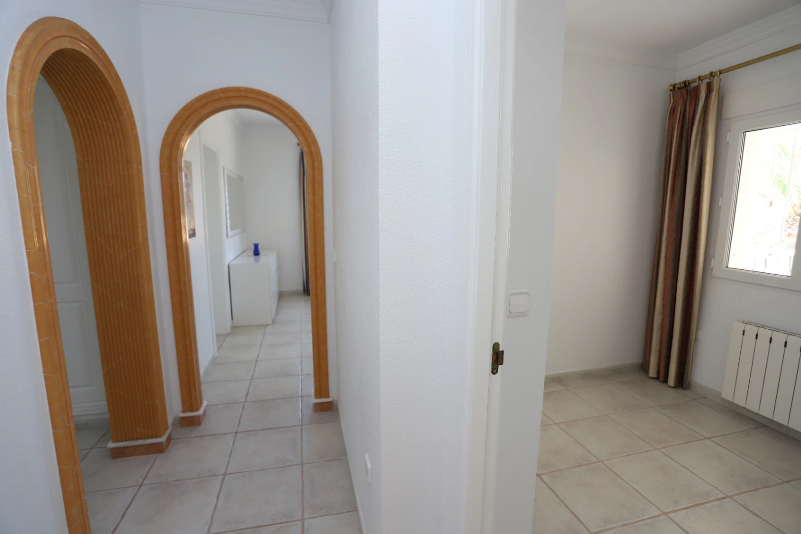 Villa impresionante, vistas al mar, apartamento independiente en Marquesa VI de Denia