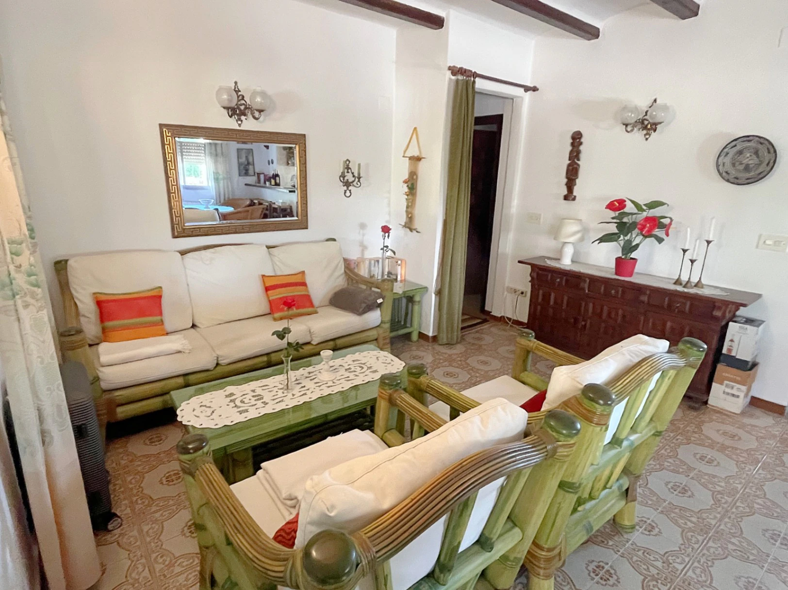 Chalet  de 4 dormitorios y piscina en Els Poblets
