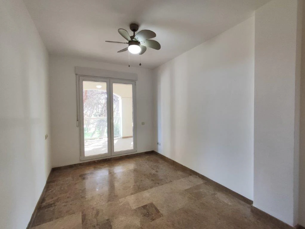 Amplio Apartamento en 1ª planta en 1ª línea de playa