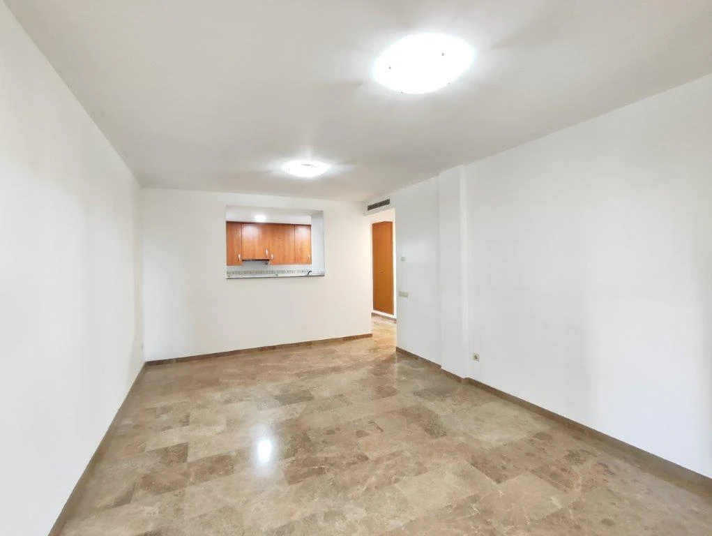 Amplio Apartamento en 1ª planta en 1ª línea de playa