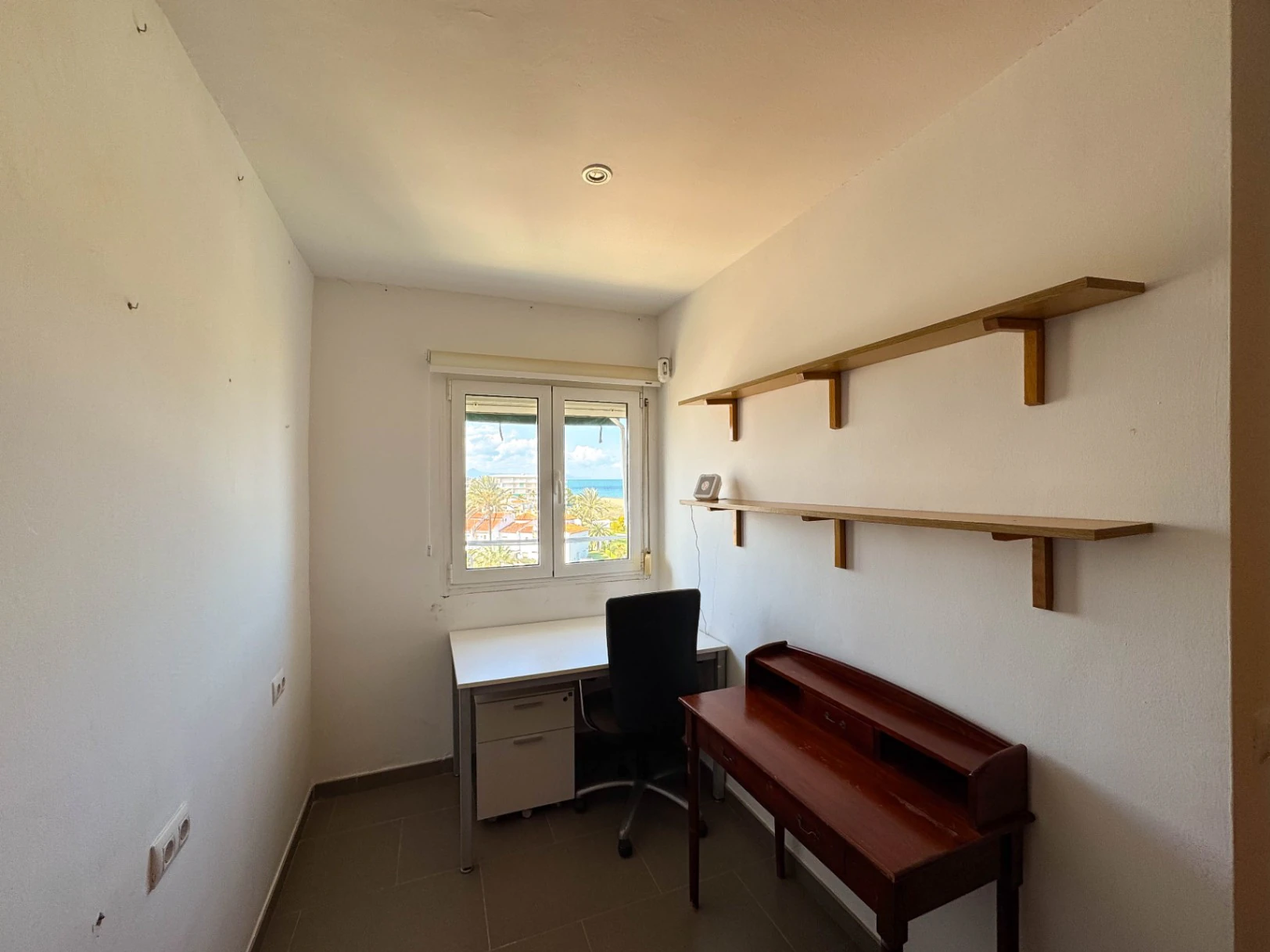 APARTAMENTO FRENTE AL MAR