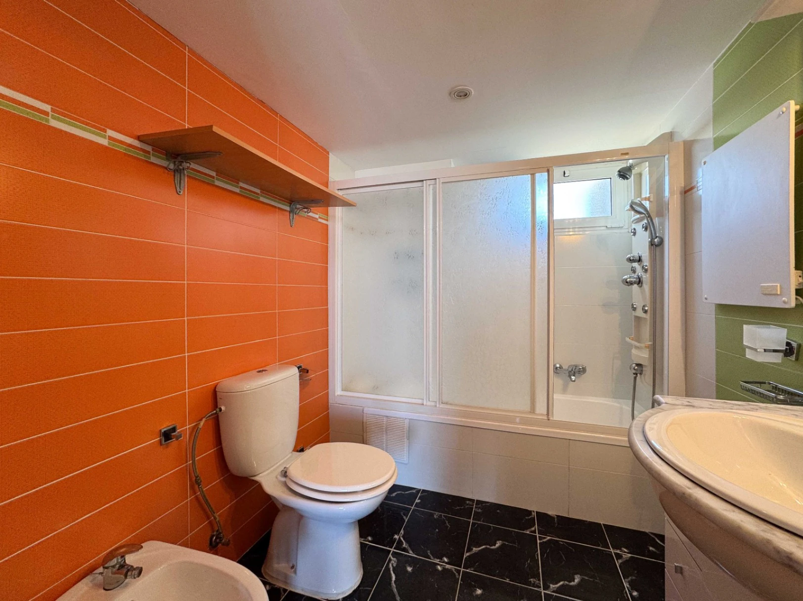 APARTAMENTO FRENTE AL MAR