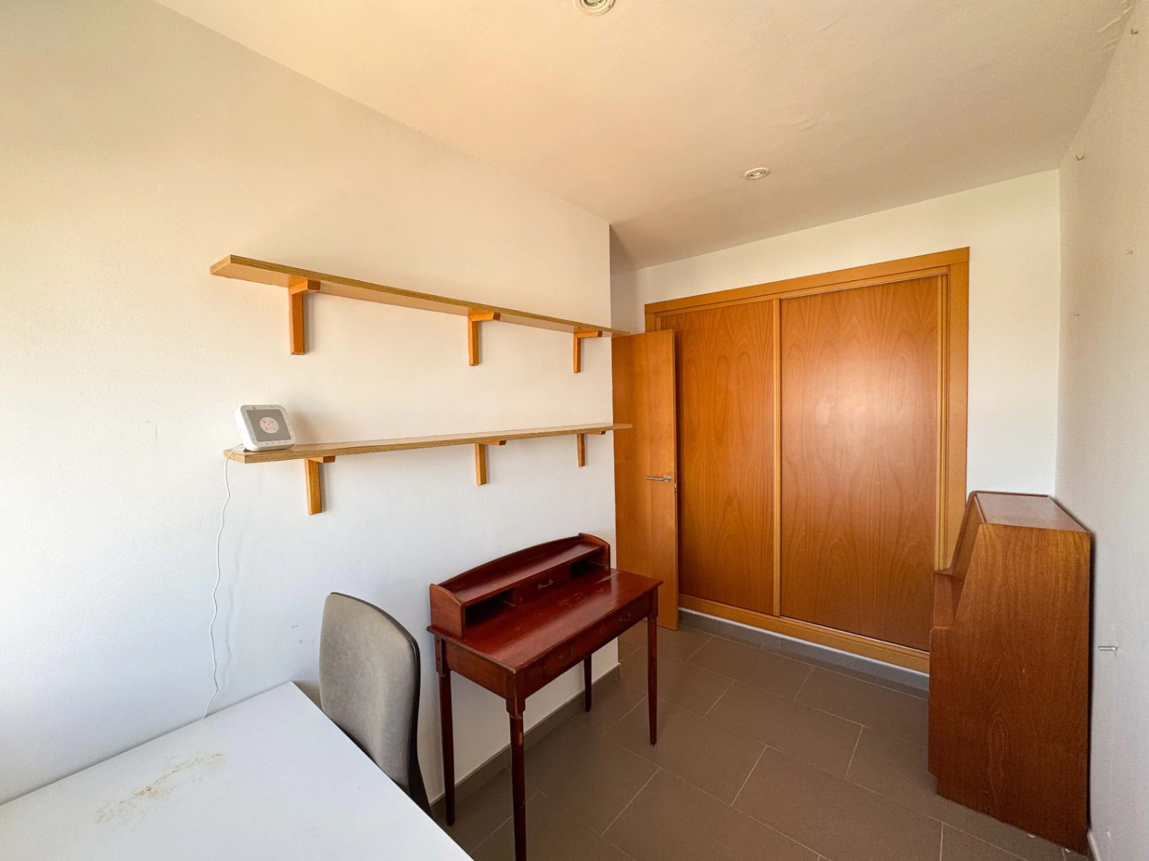 APARTAMENTO FRENTE AL MAR