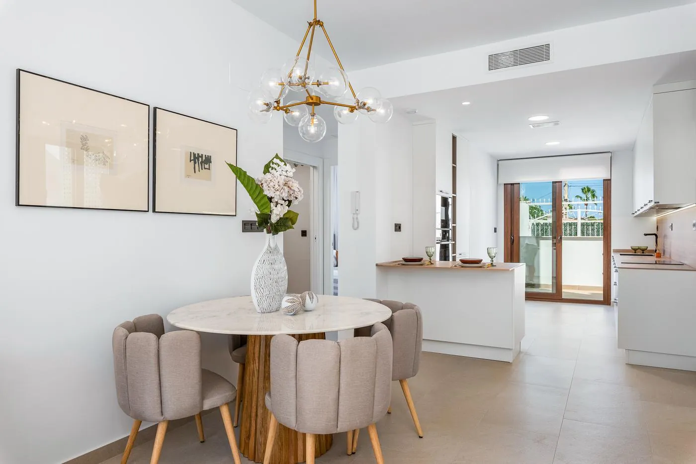 Low-bungalow i Salg i Torrevieja