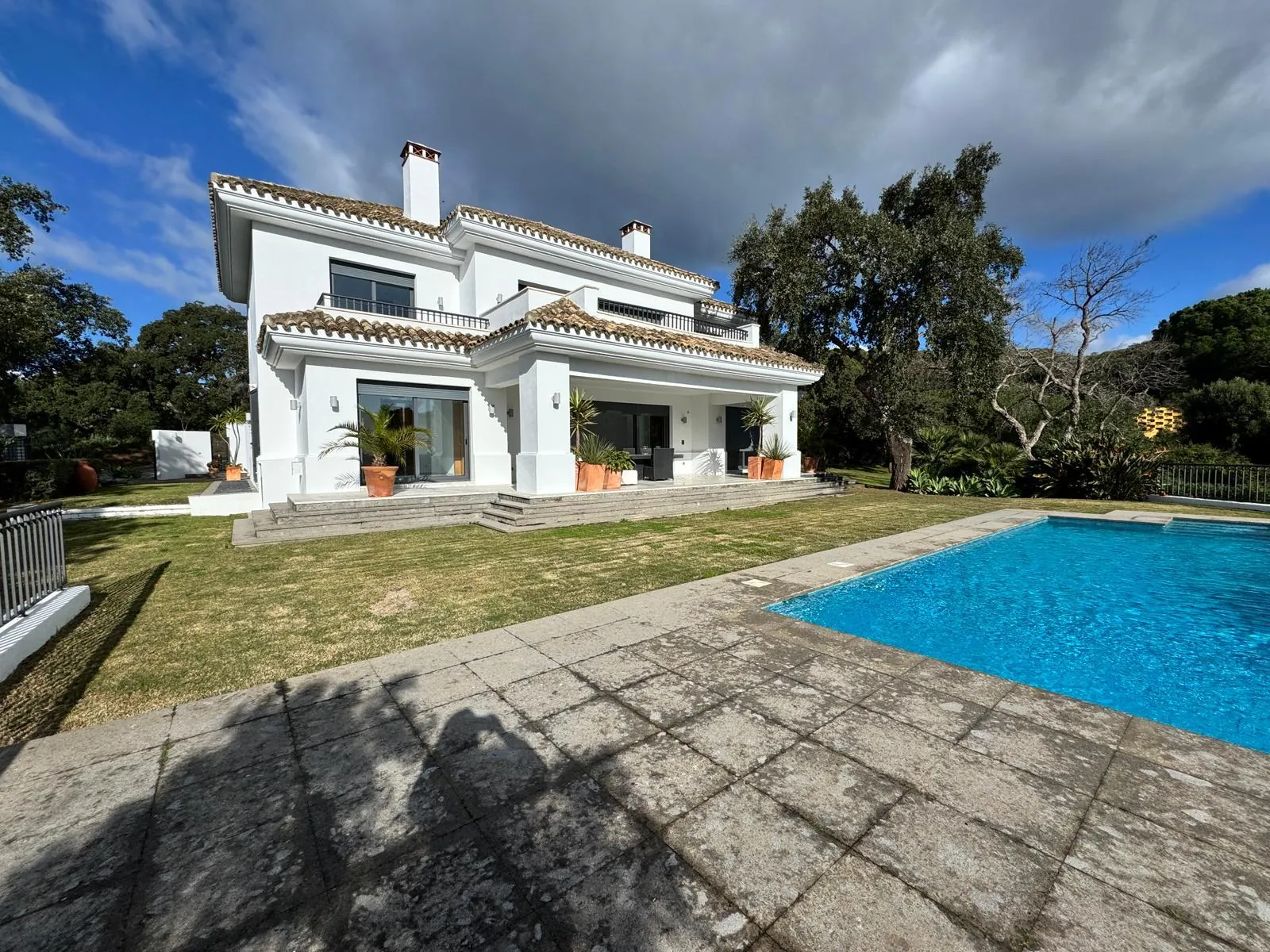 Villa till försäljning i San Roque