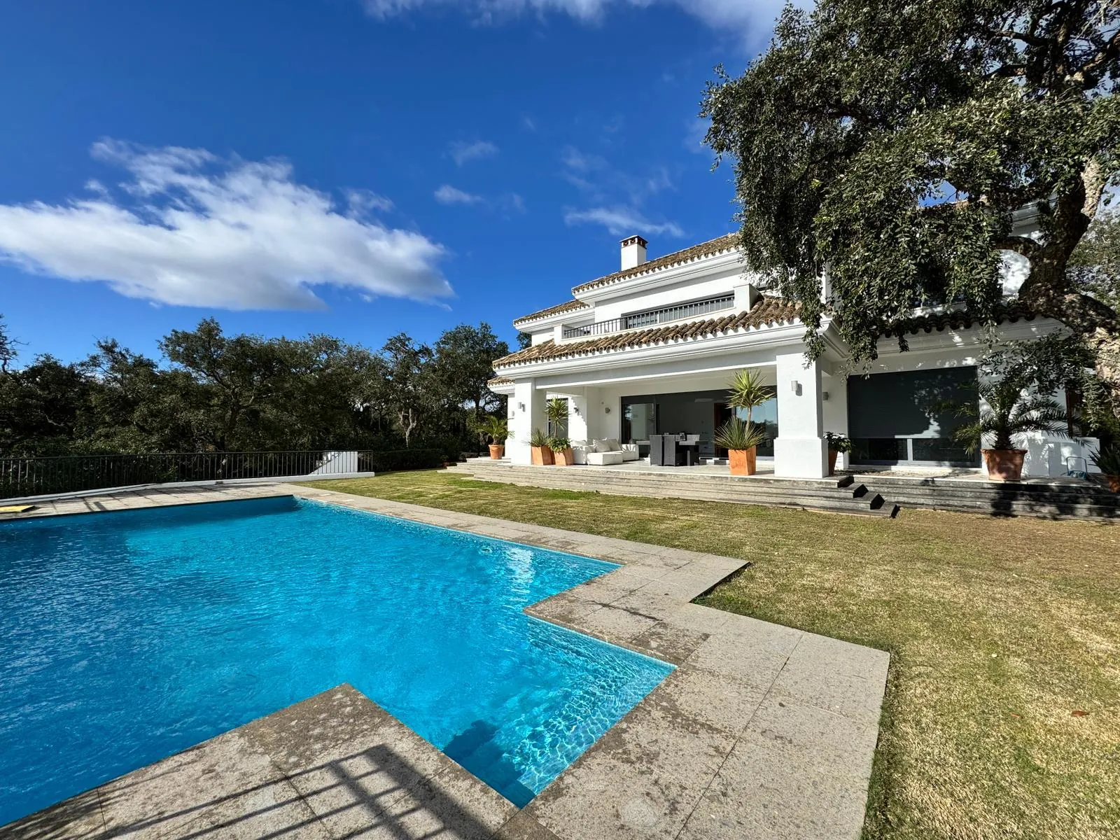 Villa till försäljning i San Roque