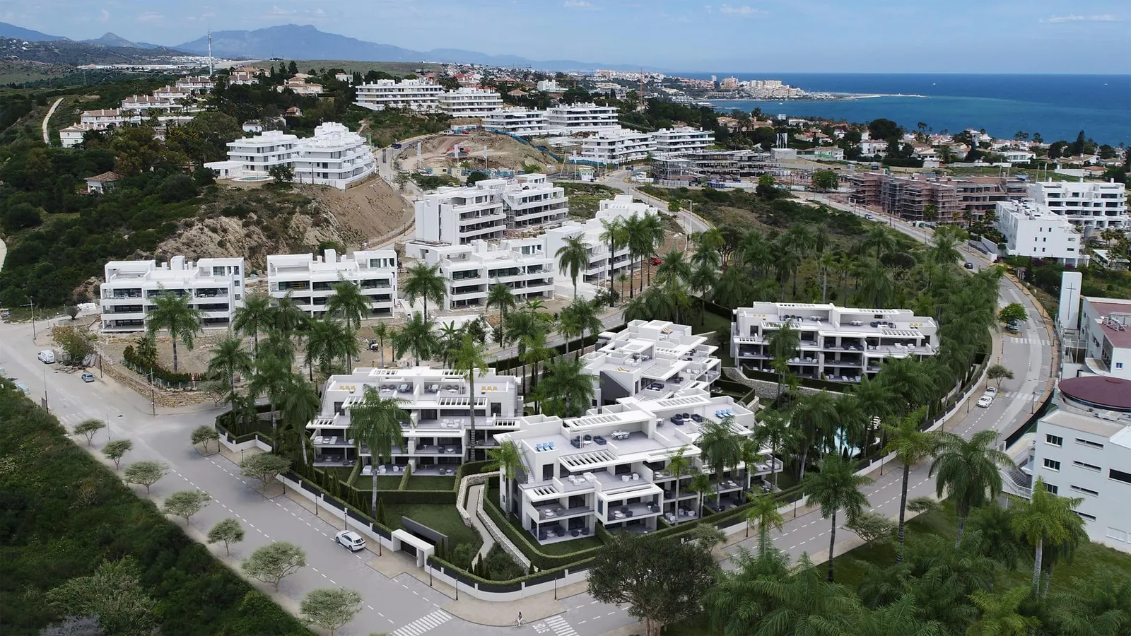 Ground-floor for sale in Estepona