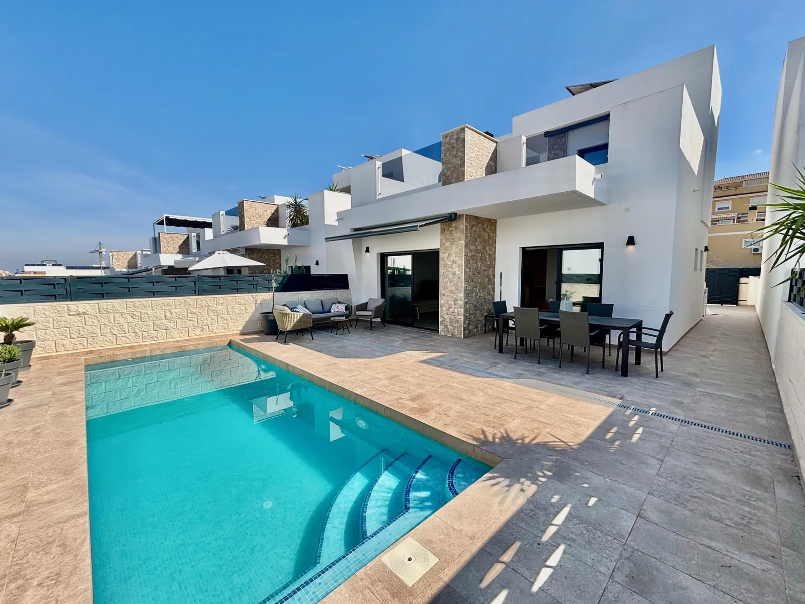 Detached en Venta en Benijófar