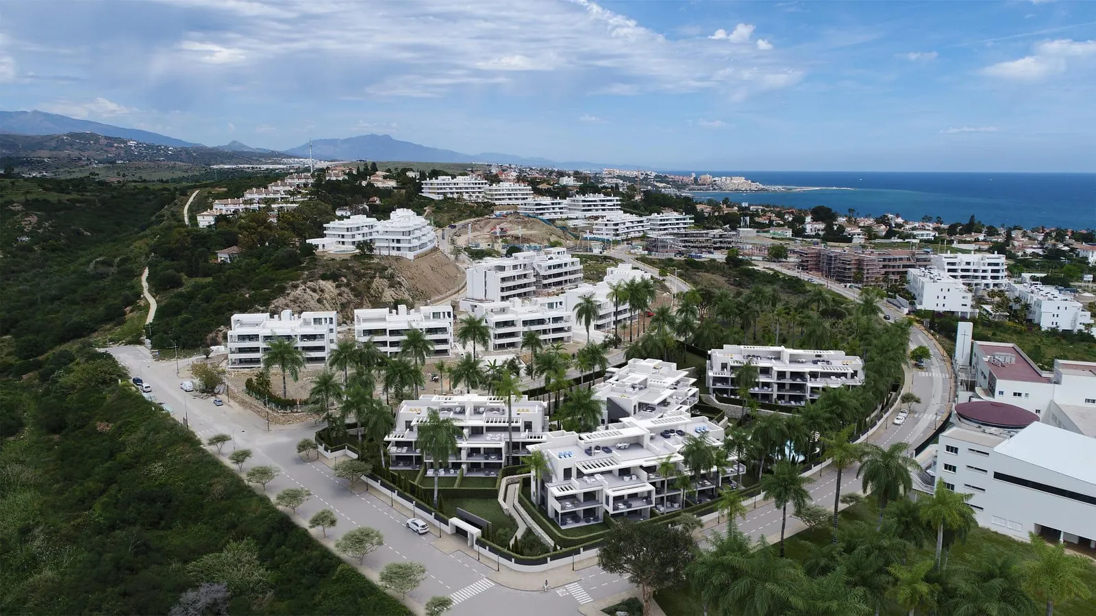 Ground-floor for sale in Estepona