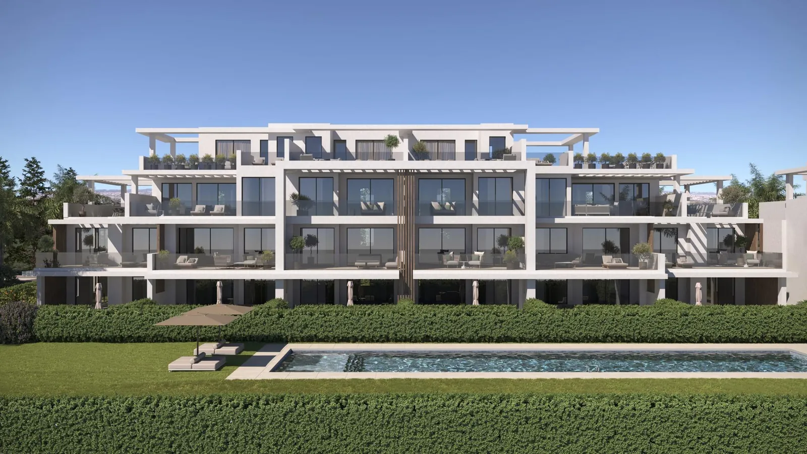 Ground-floor for sale in Estepona