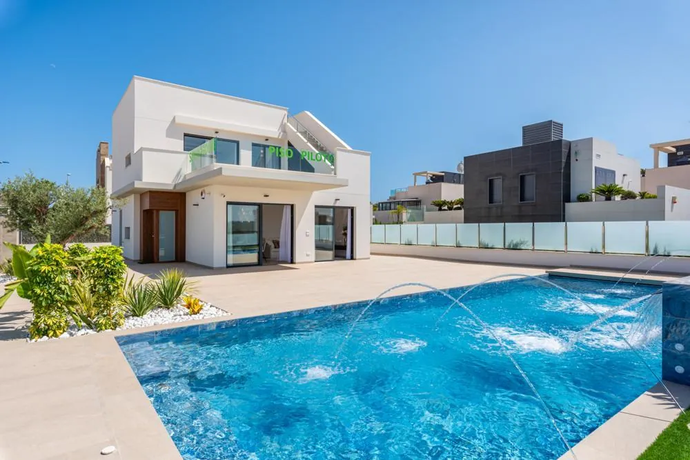 Villa i Salg i Orihuela