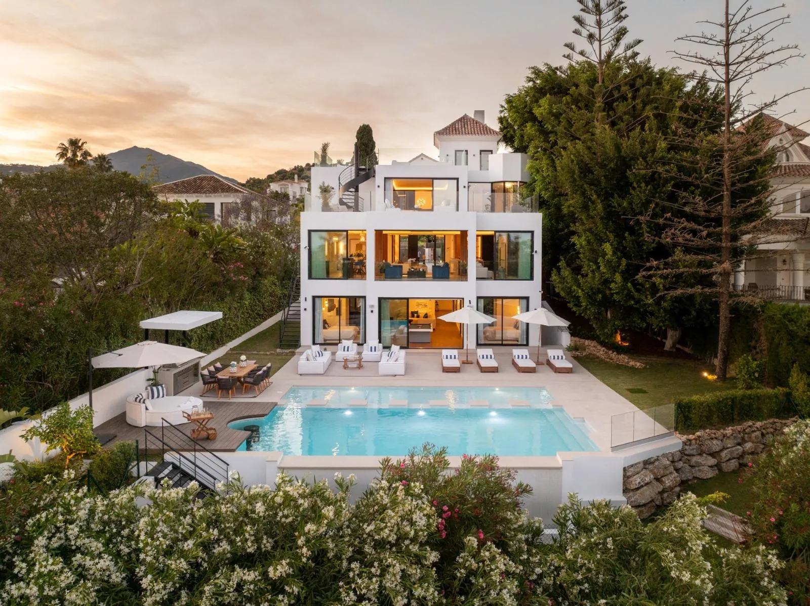 Villa til salg i Marbella