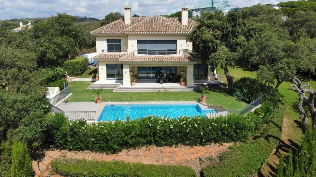Villa till försäljning i San Roque
