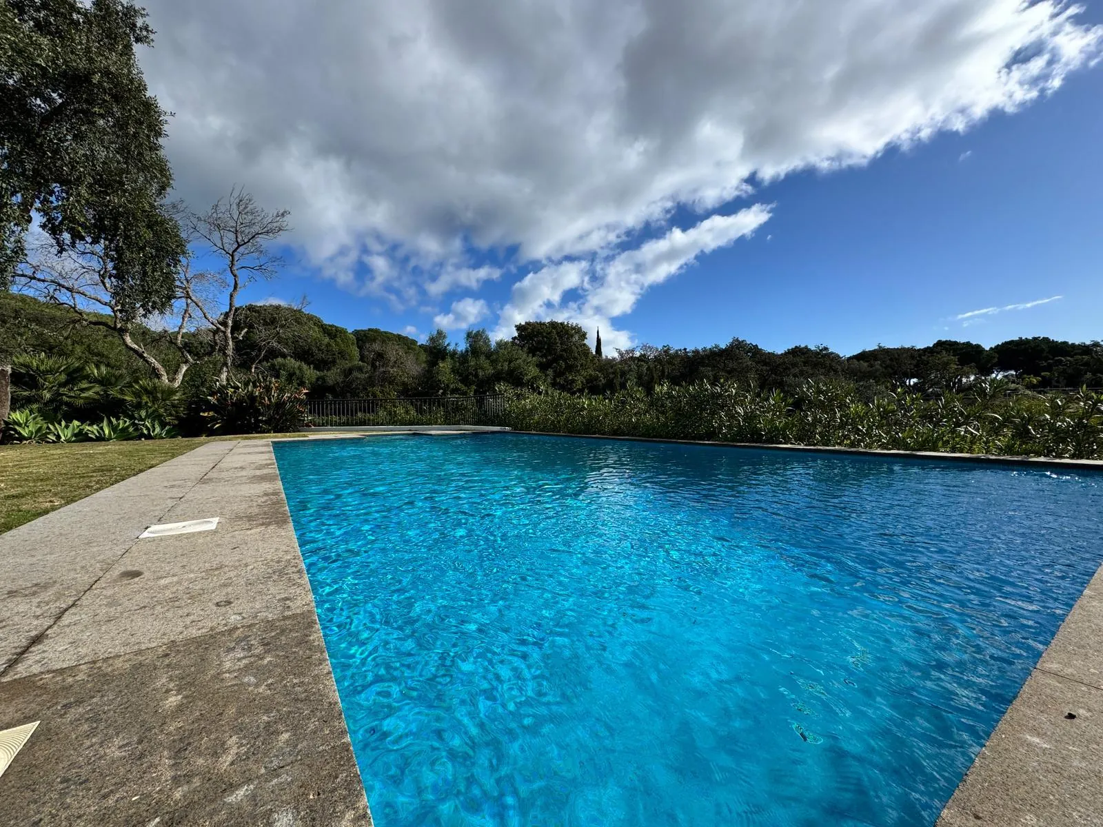 Villa till försäljning i San Roque