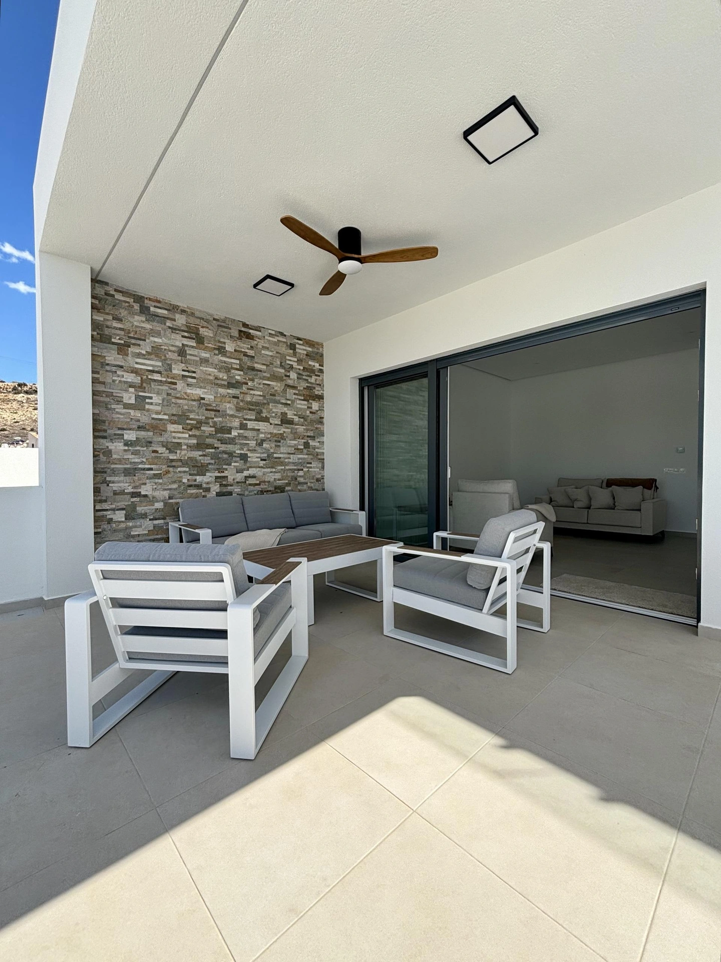 Casa unifamiliar en venta en Benijófar