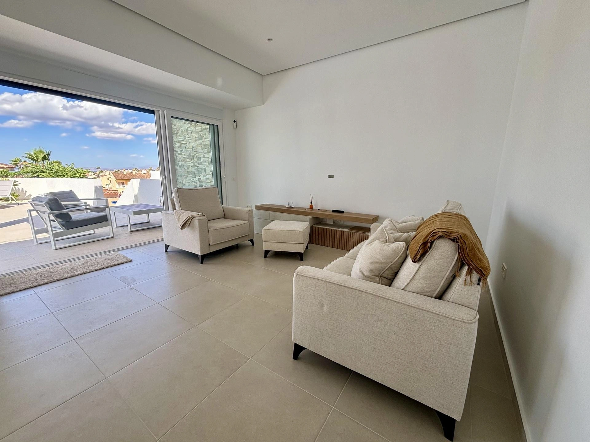 Casa unifamiliar en venta en Benijófar