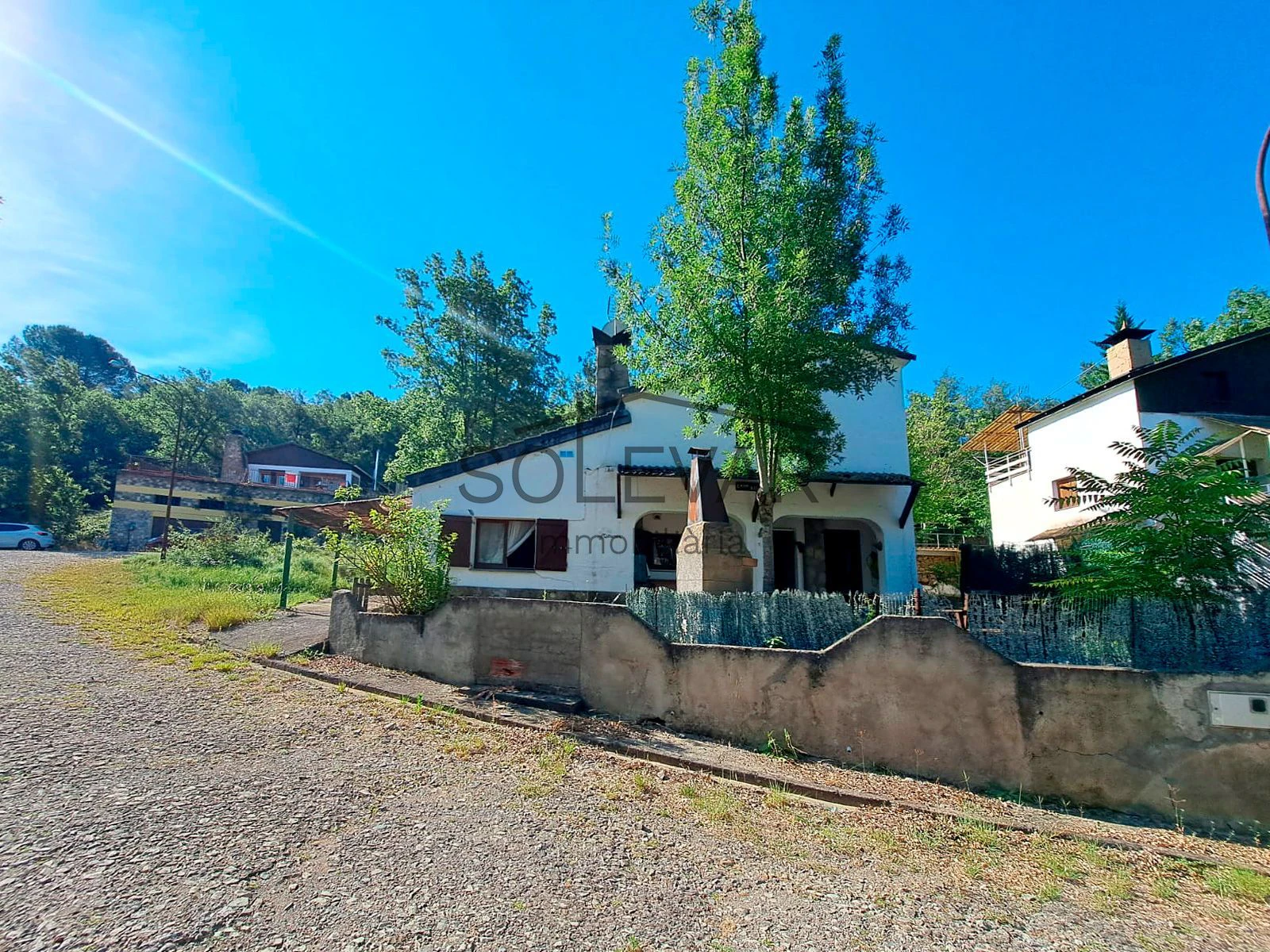 CASA EN VENTA EN LLIMIANA FRENTE AL PANTANO