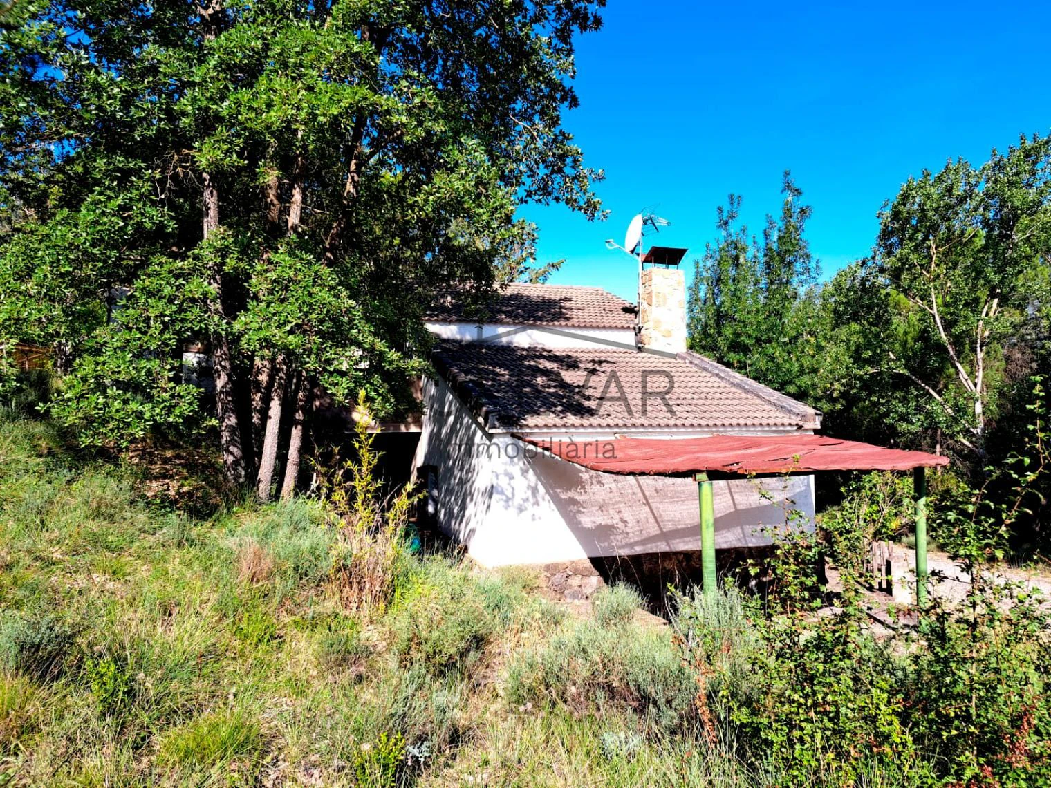 CASA EN VENTA EN LLIMIANA FRENTE AL PANTANO