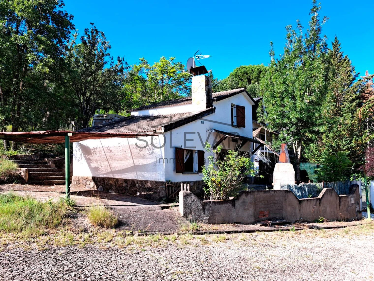 CASA EN VENTA EN LLIMIANA FRENTE AL PANTANO