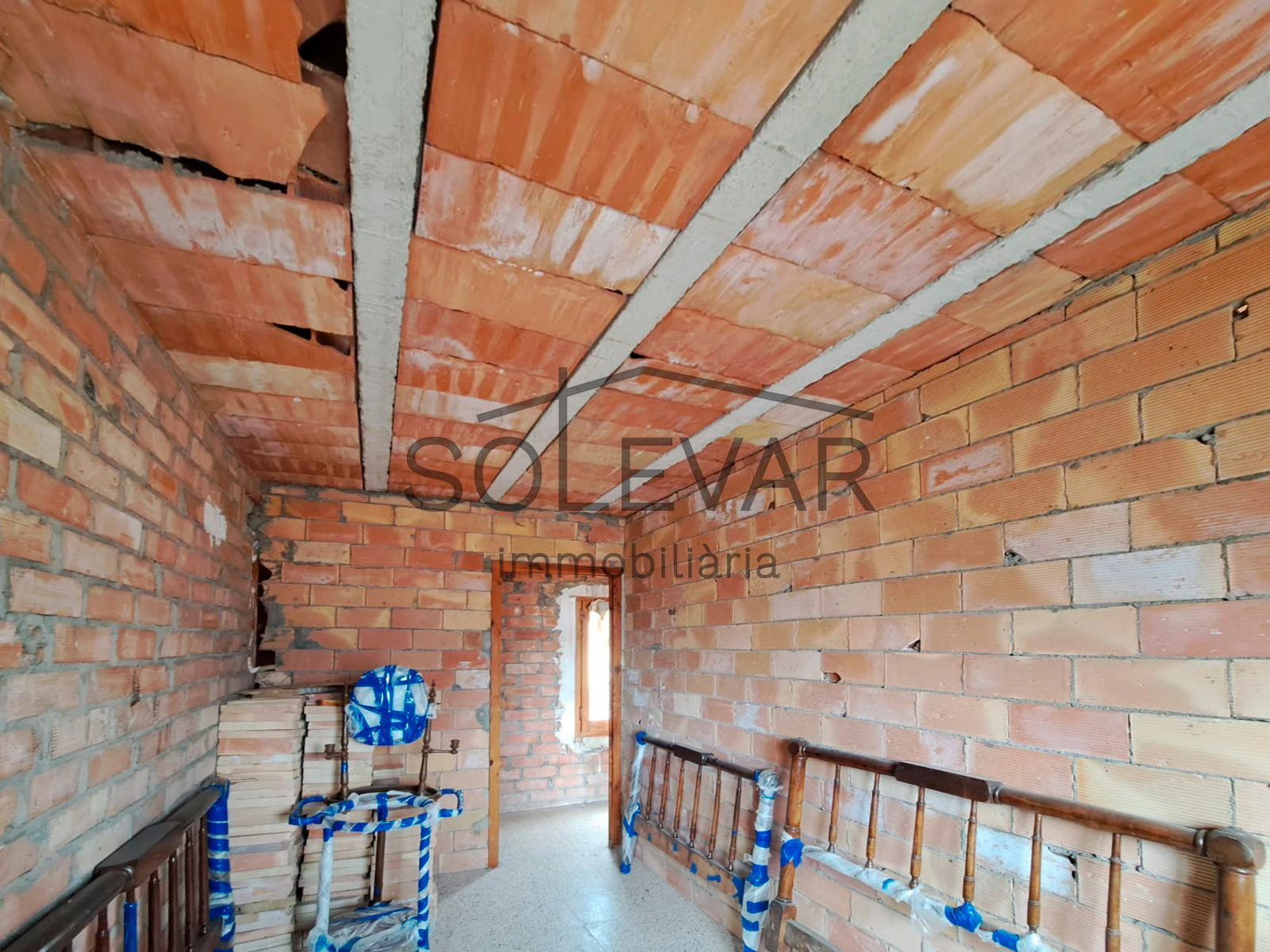 LARGE HOUSE WITH CENTRAL PATIO IN SALÀS DE PALLARS