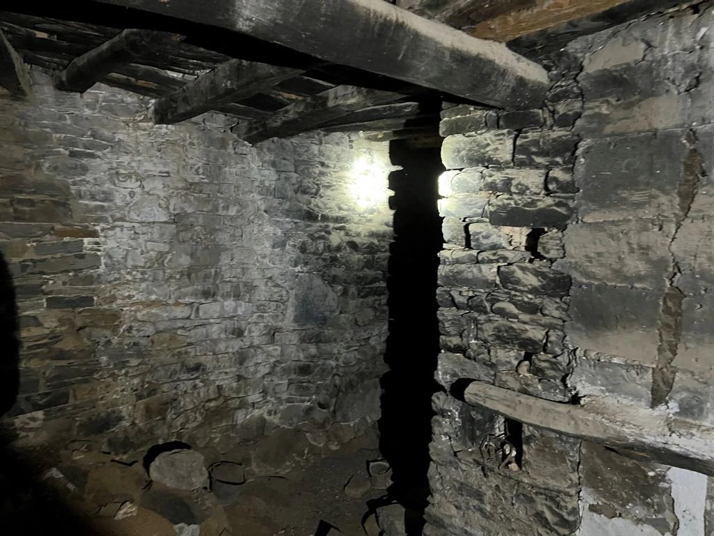 CASA A REFORMAR EN ERINYÀ