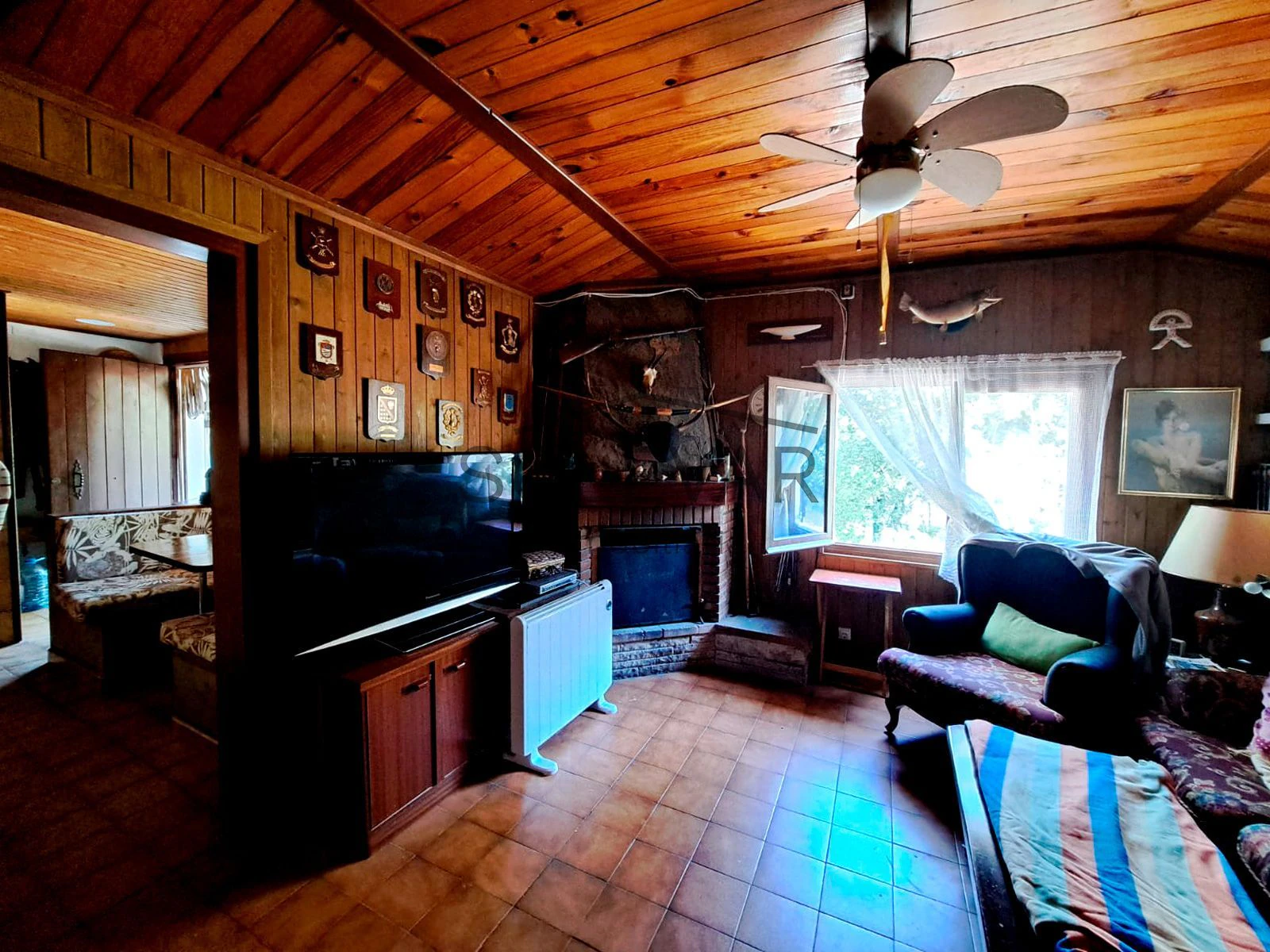 CASA EN VENTA EN LLIMIANA FRENTE AL PANTANO