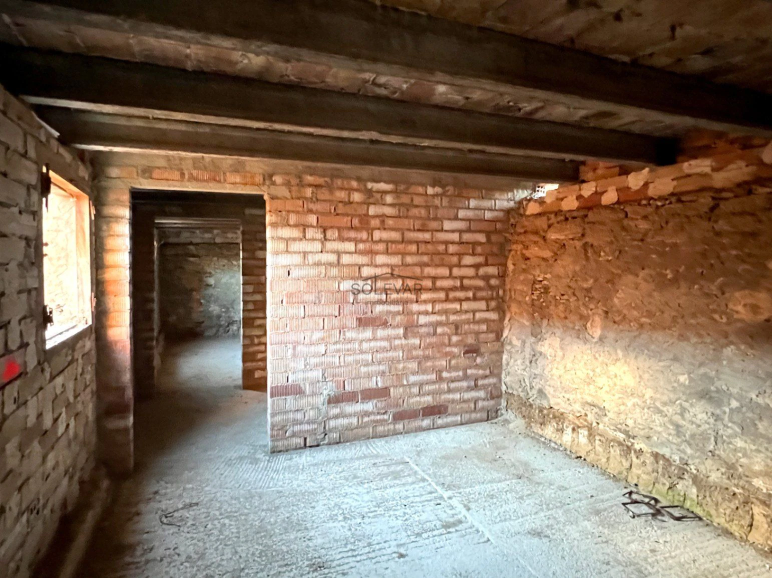 HOUSE TO RENOVATE WITH LARGE RUSTIC LAND IN FIGUEROLA D`ORCAU