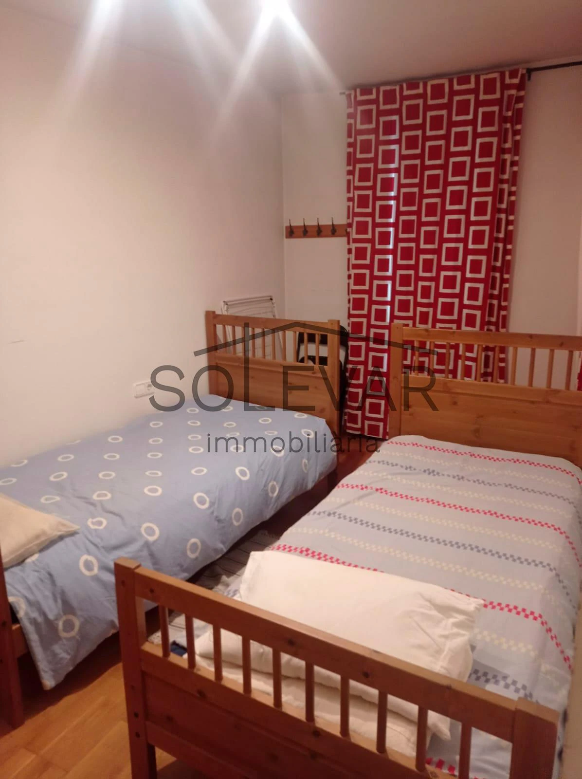 PISO DE 3 HABITACIONES CON PARKING EN SORT