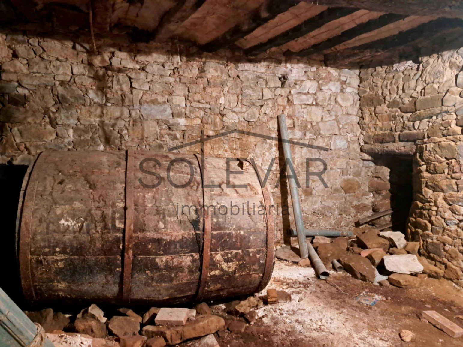 CASA SEÑORIAL DEL SIGLO XVIII A REFORMAR EN SANT SALVADOR DE TOLÓ