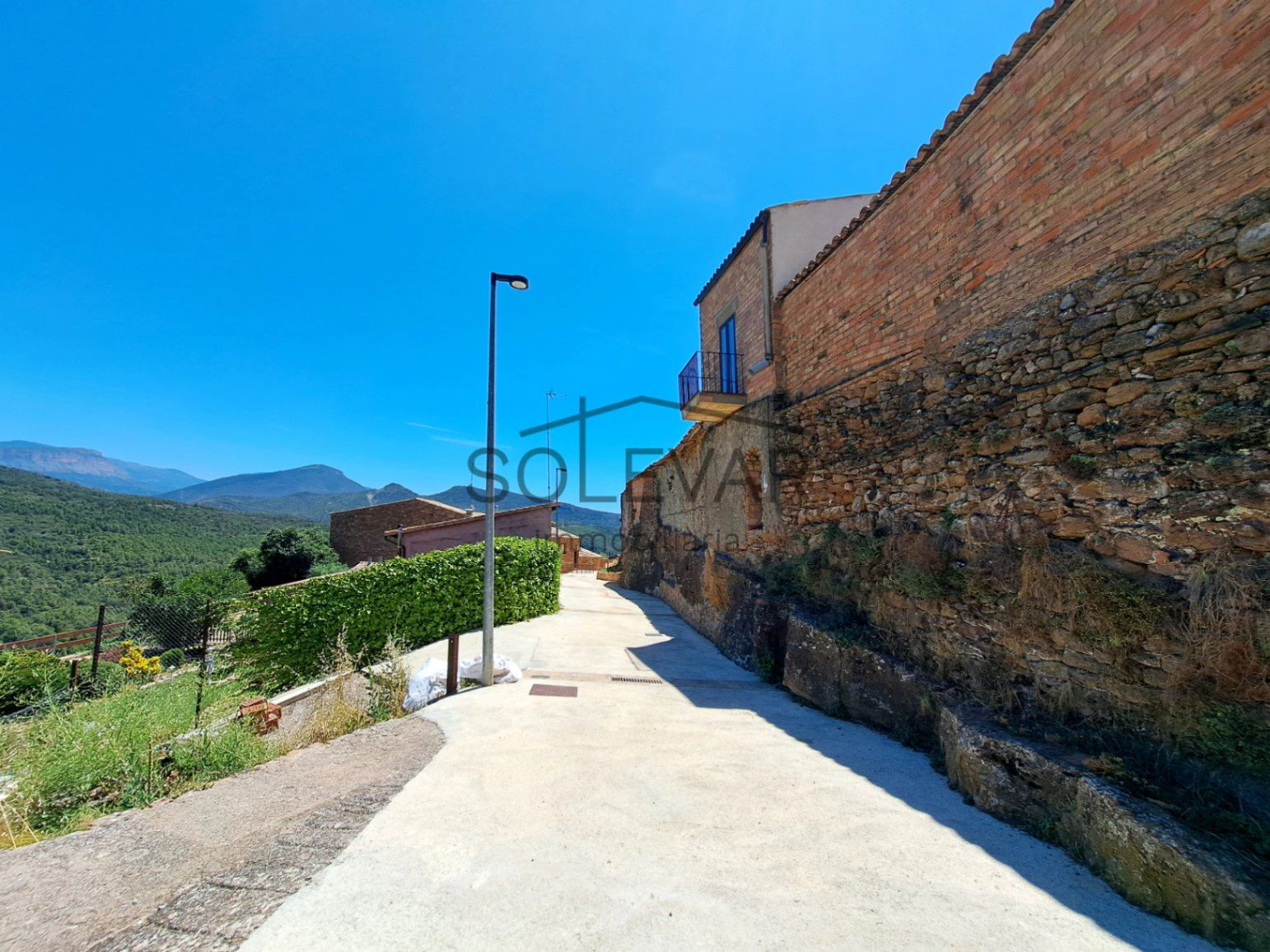 CASA UNIFAMILIAR EN TALARN