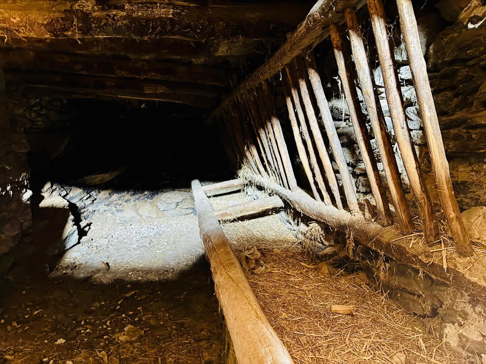 ESPECTACULAR CASA DE PUEBLO EN SORRE, PALLARS SOBIRA