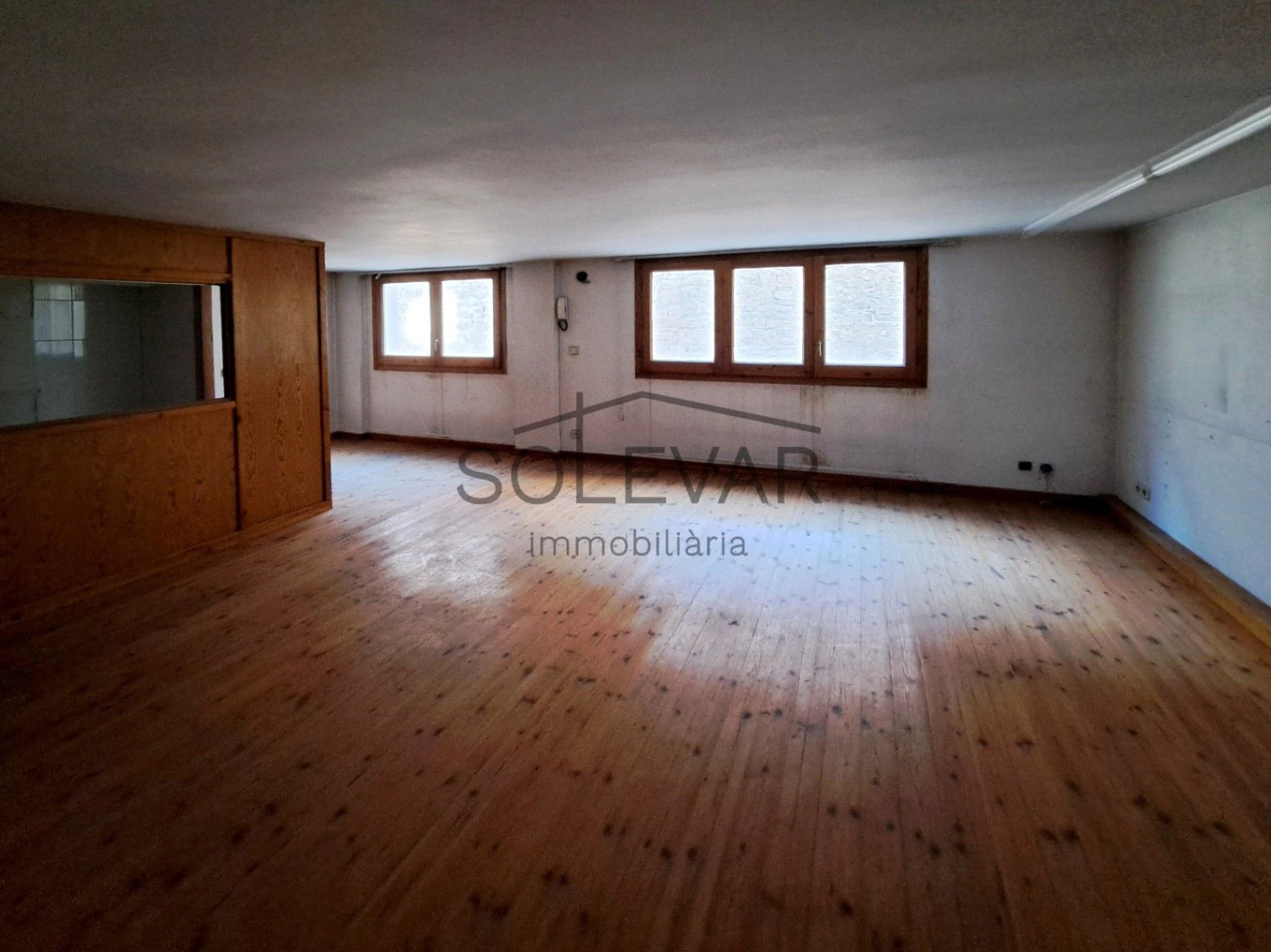 LOCAL COMERCIAL EN LA POBLA DE SEGUR