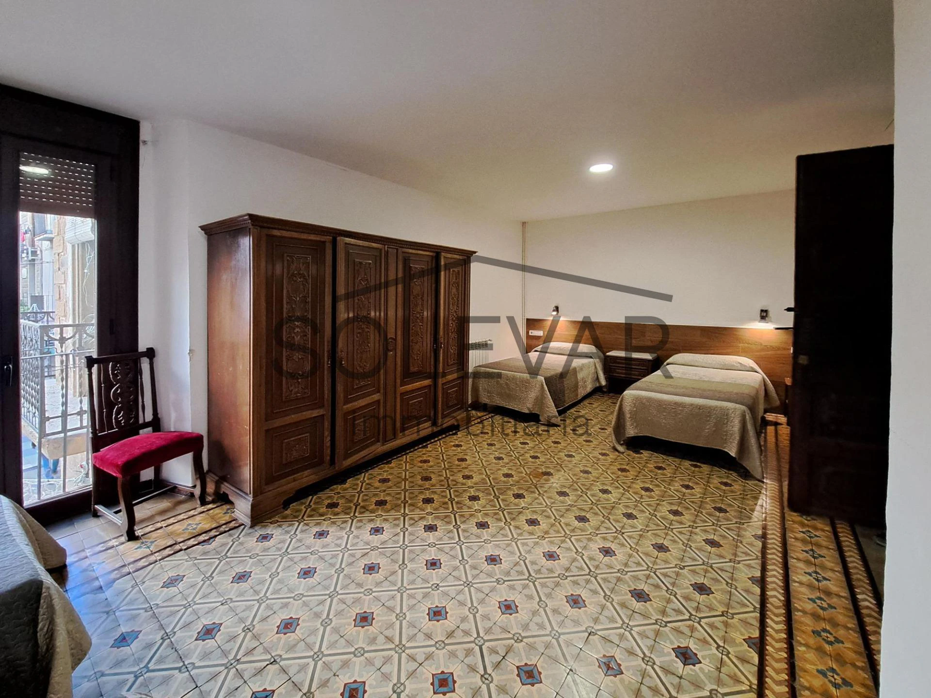 CASA CON GRAN POTENCIAL EN EL CASCO ANTIGUO DE TREMP