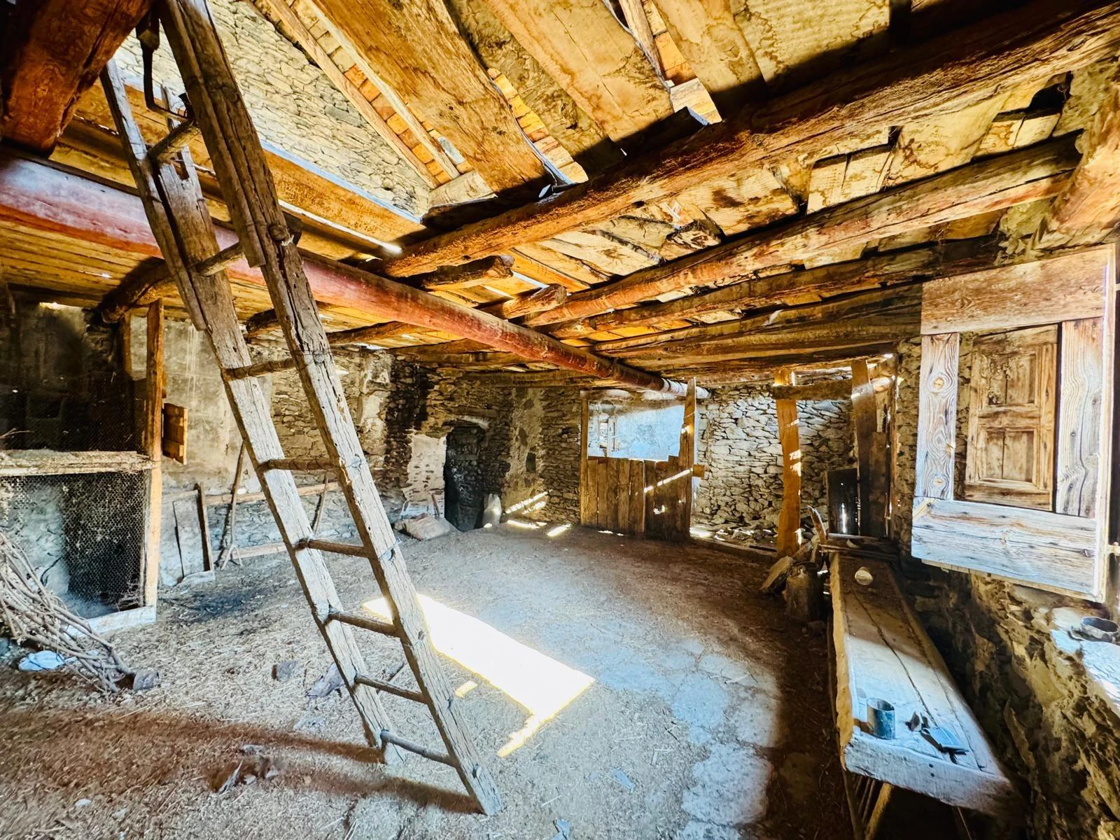 ESPECTACULAR CASA DE PUEBLO EN SORRE, PALLARS SOBIRA