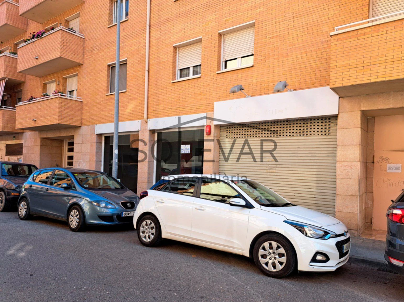 GRAN LOCAL COMERCIAL EN EL CENTRO DE TREMP