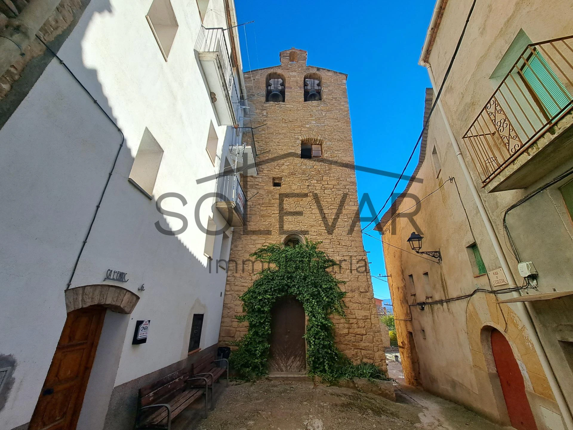 CASA CON TERRAZA EN SUTERRANYA