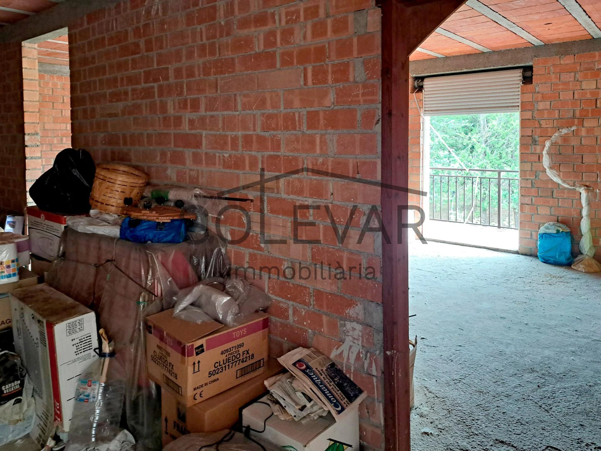 DÚPLEX CON BUENAS VISTAS PARA REFORMAR EN TREMP