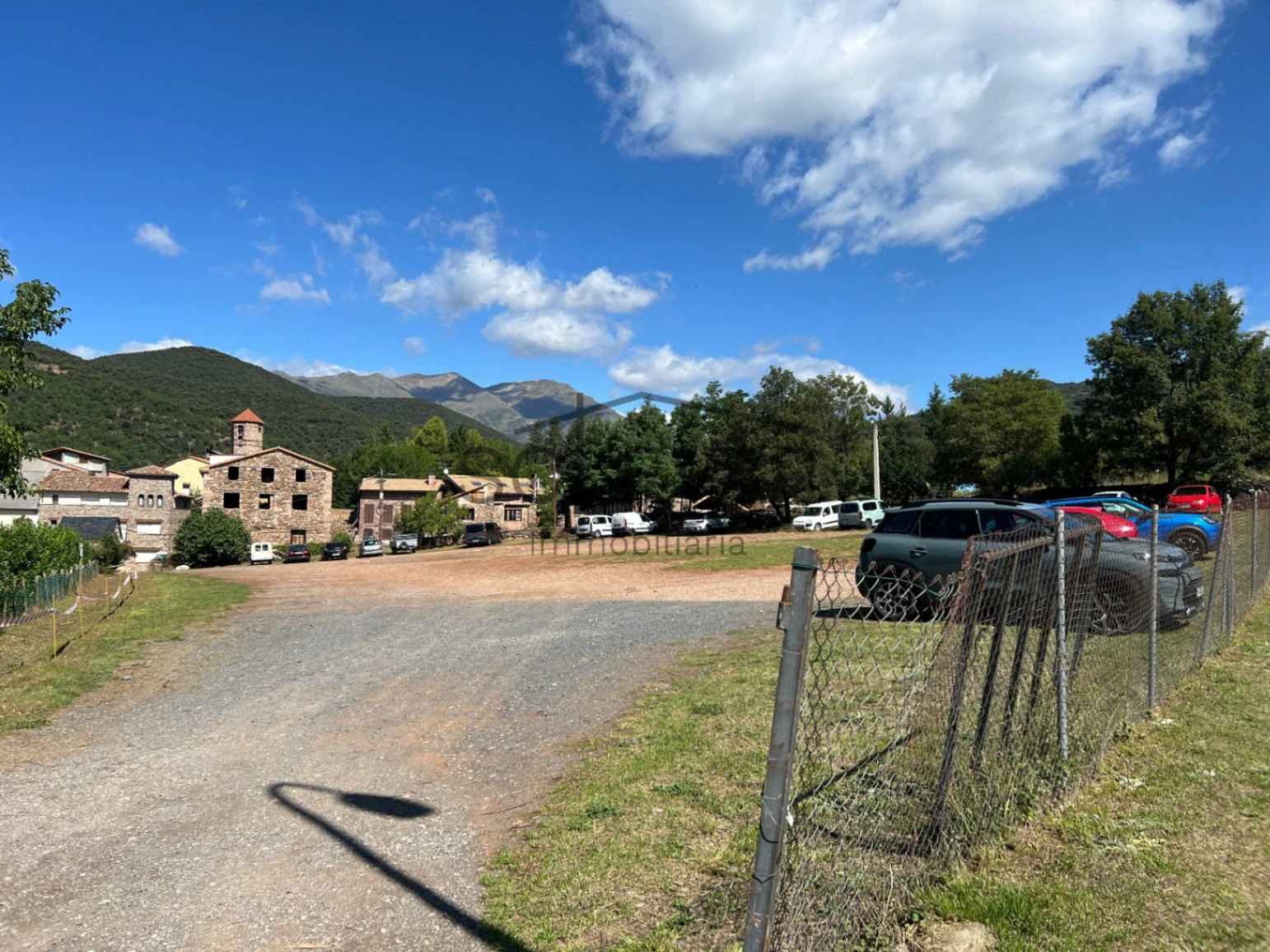 MAGNÍFICO TERRENO URBANO EN LA POBLETA DE BELLVEI