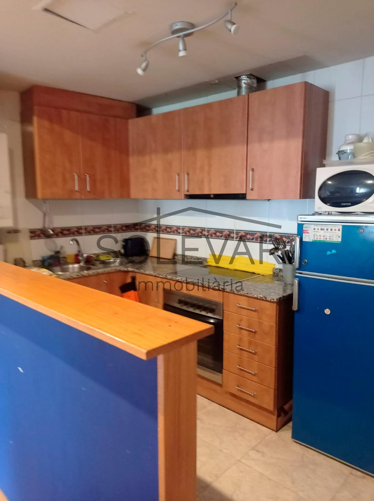 PISO DE 3 HABITACIONES CON PARKING EN SORT